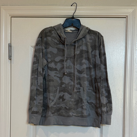 Jane and Delancey Gray Camouflage Women's Hoodie - Picture 1 of 8